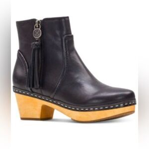 Patricia Nash Rafael Black Leather Wood Heel Platform Clog Ankle Booties